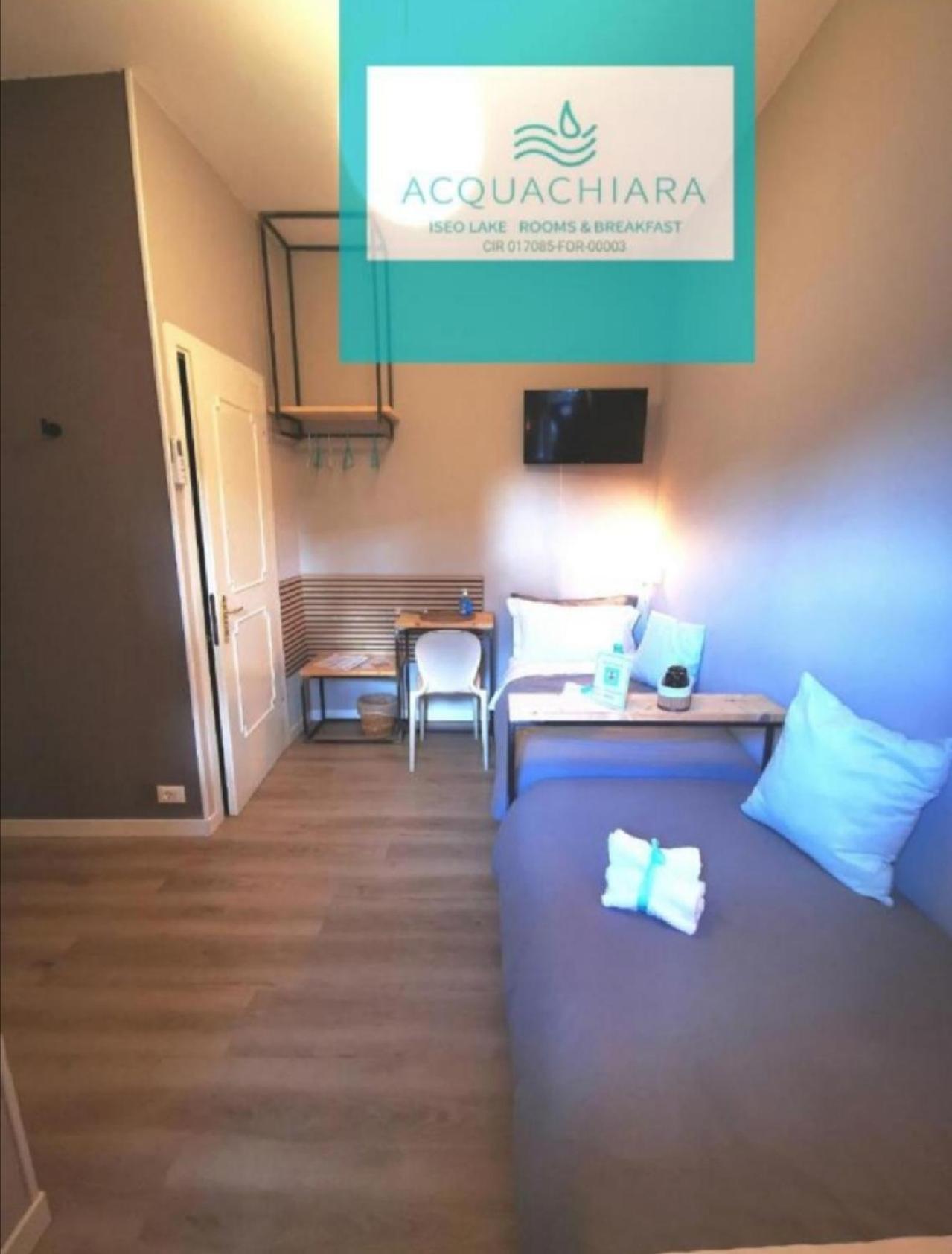 Acquachiara Iseo Deluxe Bed & Breakfast Iseo Center With Garden And Parking Inside Foresteria Pokoj fotografie